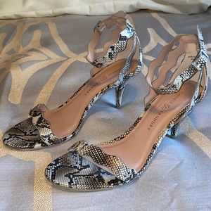 Snakeskin (print) Heels